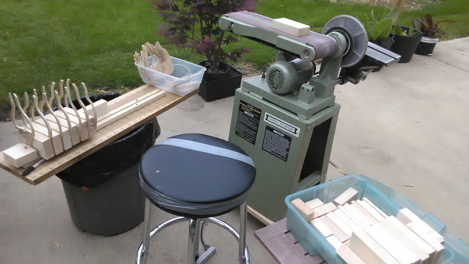012 Fluit, Zeehaen balsa sanding.jpg