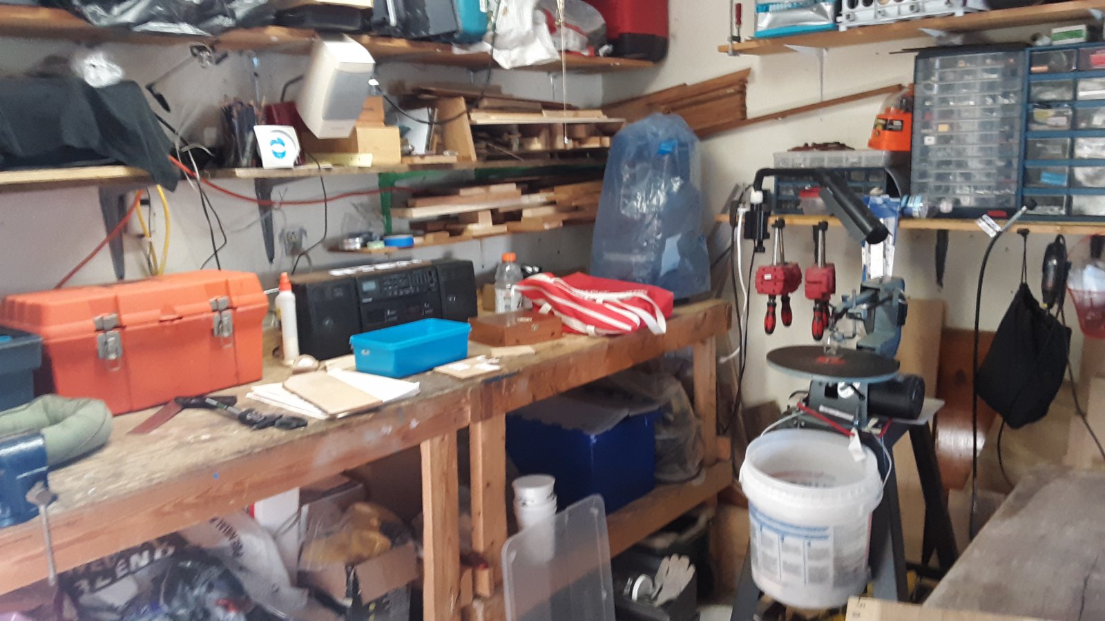 1a6 hobby kamer garage.jpg