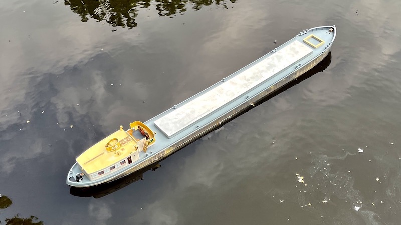 20230522 01 Dordrecht 11 te water.jpg