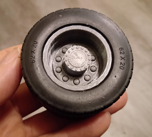 3200 achterwiel.jpg