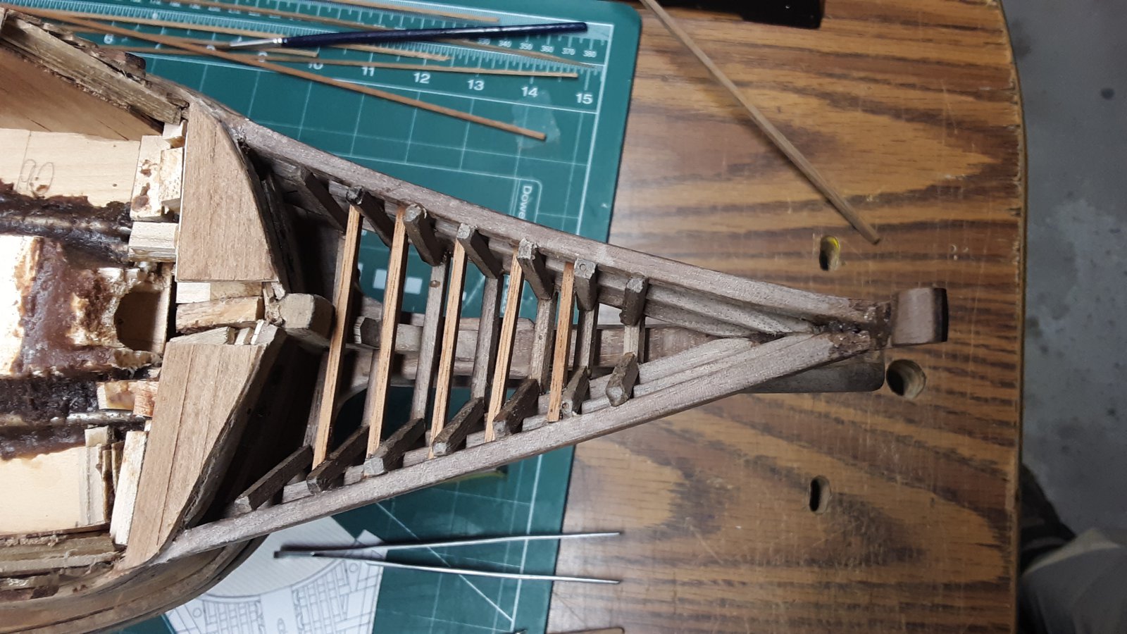 341 Fluit, Zeehaen bowsprite rails.jpg