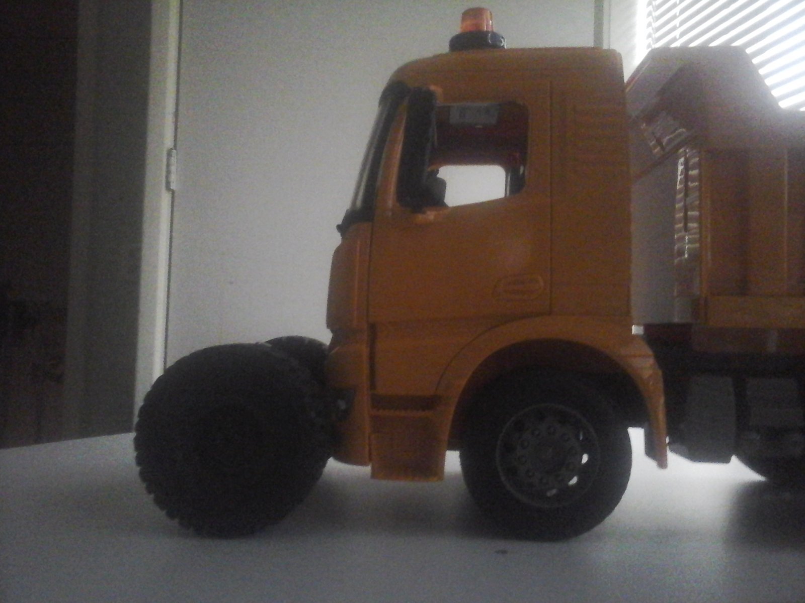 actros.jpg