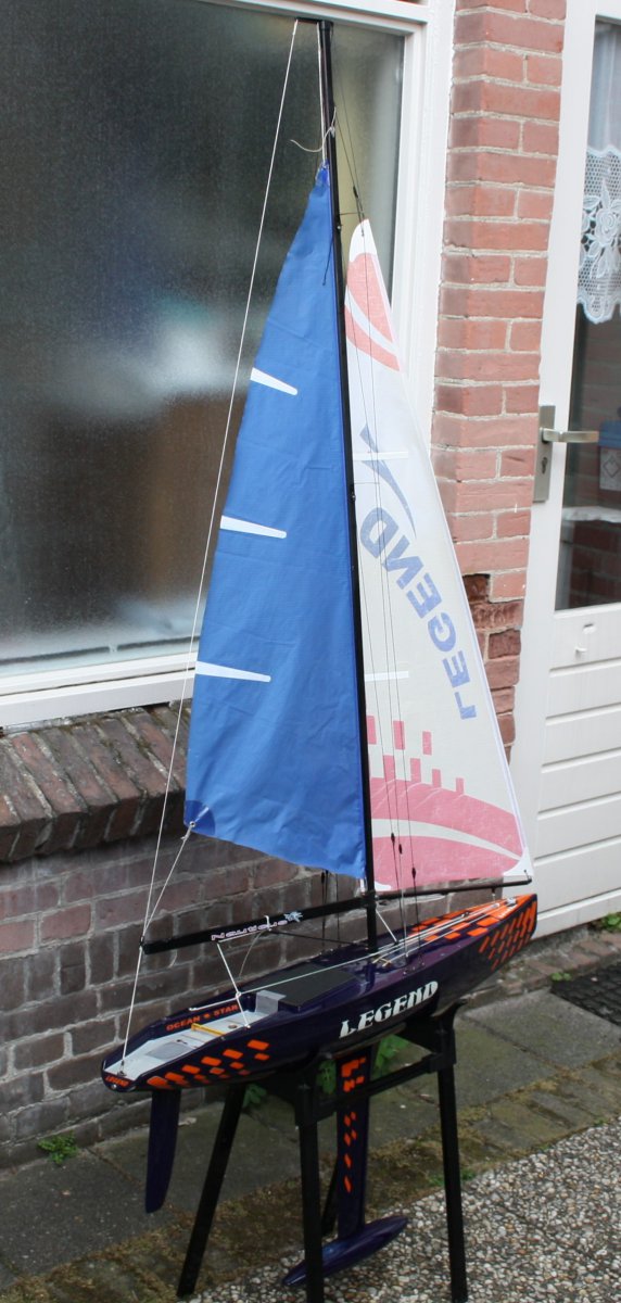 Kleiner grootzeil..JPG
