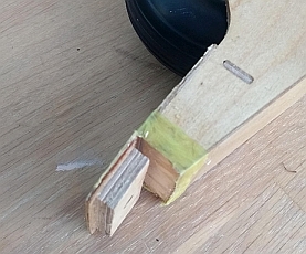 landingswiel gerepareerd.jpg