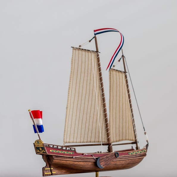 Speeljacht 100.jpg