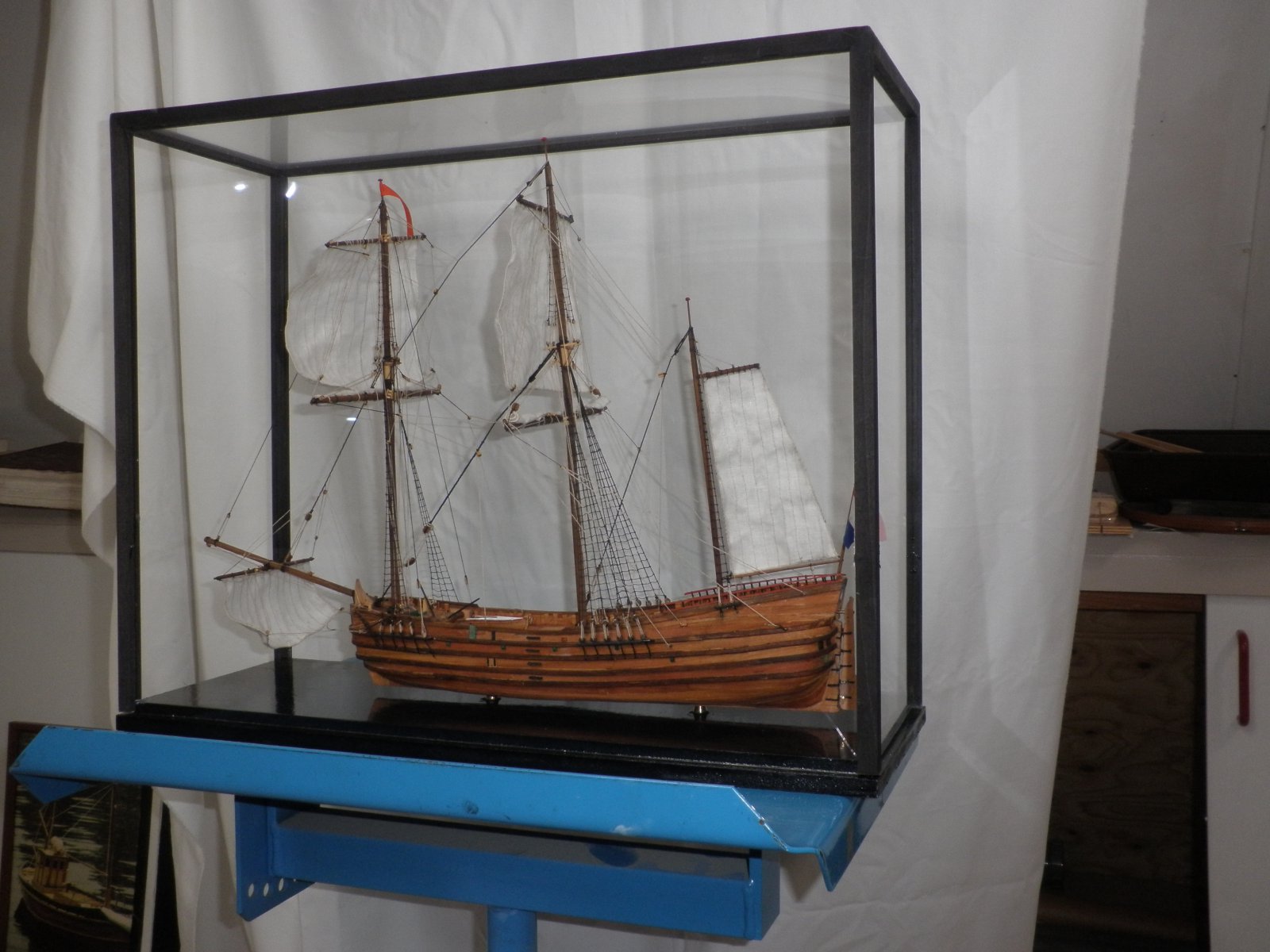 vitrine 1.JPG