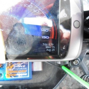 DT-02 75 km/h gemeten met een mobieltje op gps tijdens een heel kort ritje op en neer op een stukje van circa 100 meter