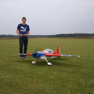 Mark met de Extra 300