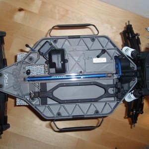 P2243083