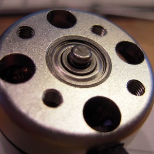 Circlip weg genomen van motor...