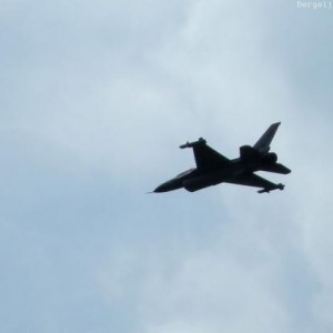 F16 5