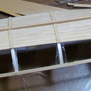 3) Vlonder Gereed, Let Even Op De Kiel 4x4x321 Mm