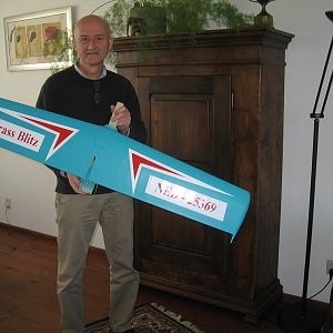 Henk Met Vleugel In 3 Kleuren