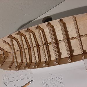 Eerste dwarsbalken eruit