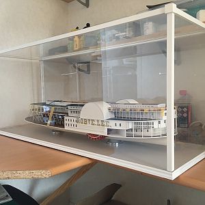 061 Vitrine2
