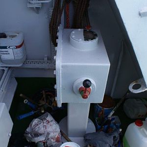SMIT NEDERLAND ( SMIT RUSLAND 2011), Bediening winch onder Stuurboord trap, gelijk aan Bediening achter stuurhut