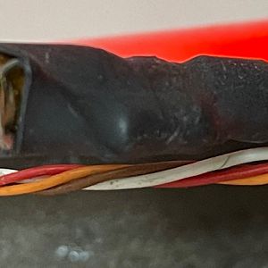 Close Up Min Plug