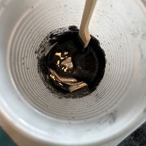 24 Uur Epoxy Met Koolvijlsel En Verdikkingsmiddel