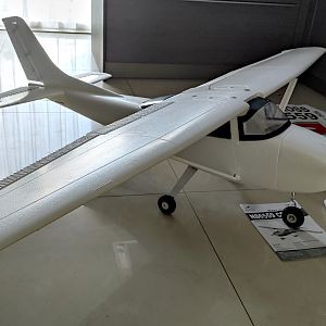 Cessna  (6) (Large)