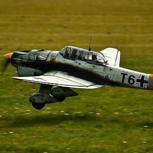 Ju-87-B2_450