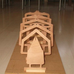 Op bouwplank, boeg