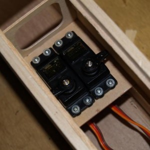 PC144183