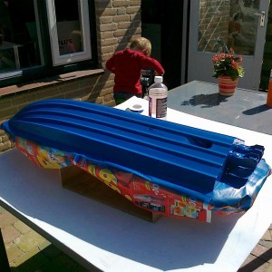 Romp reddingboot gespoten