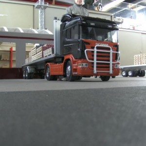 Met de zelfgemaakte bullbar