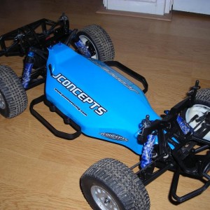 Associated SC10 met Jconcepts Innerbody