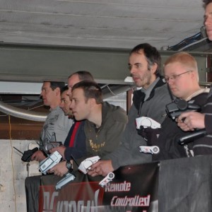 Spanning op de gezichten.