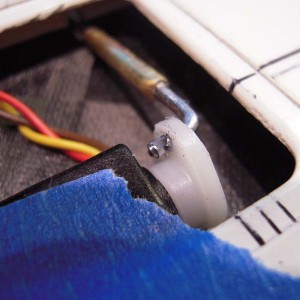 Testopstelling DES 448 flapaansturing...