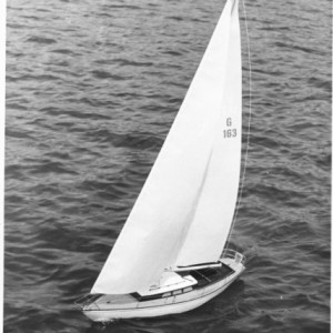 Het model: http://gmiel.de/modellbau/modellsegeljachten/#