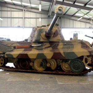 E1994 81 Sd%20Kfz%20182%20Pz%20Kpfw%20VI%20ausf%20B%20Tiger%20II Tank%20Museum May%202006 6988 106