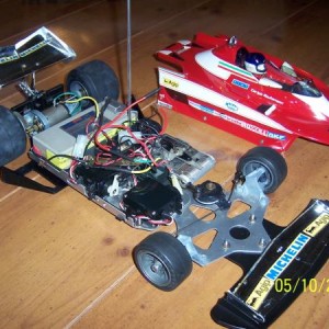 F312T3 oude Tamiya techniek wel volledig van duraluminium.
Zeer sterk