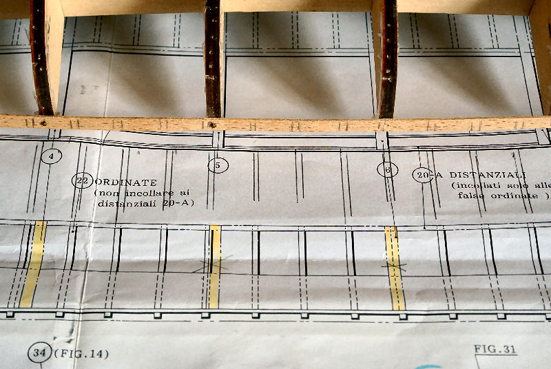2) Hulpspanten Eerst Kleurtje Geven In Fig 1 En 2 (BT)