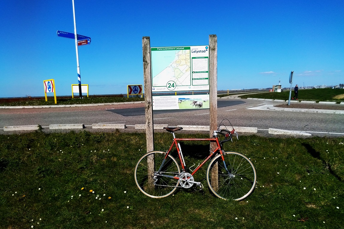 3 km voor Lelystad