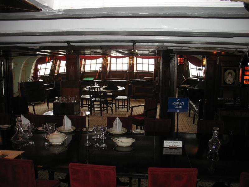 Admiraalscabine in achterschip.