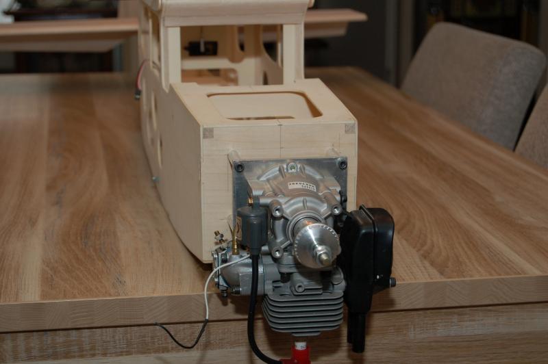 Big Lift motor bevestigd