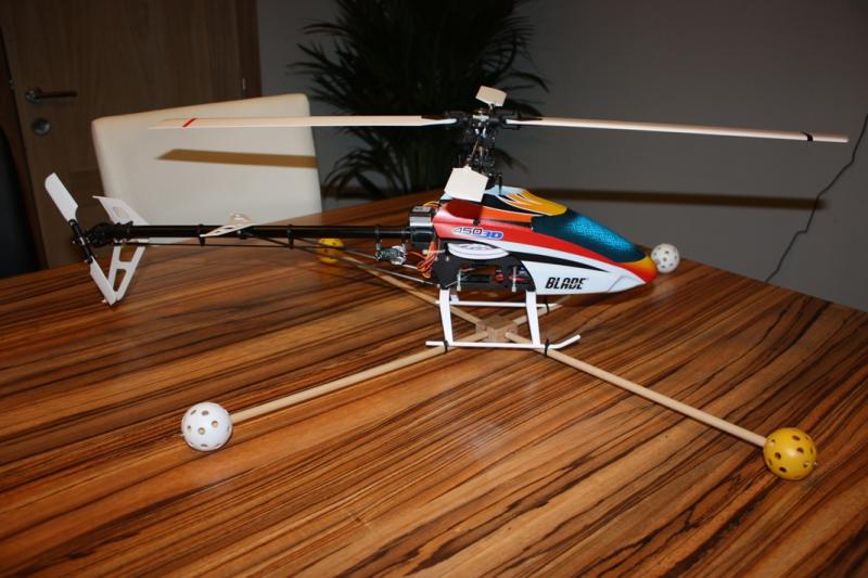 Blade 450 3D met trainings landing gear