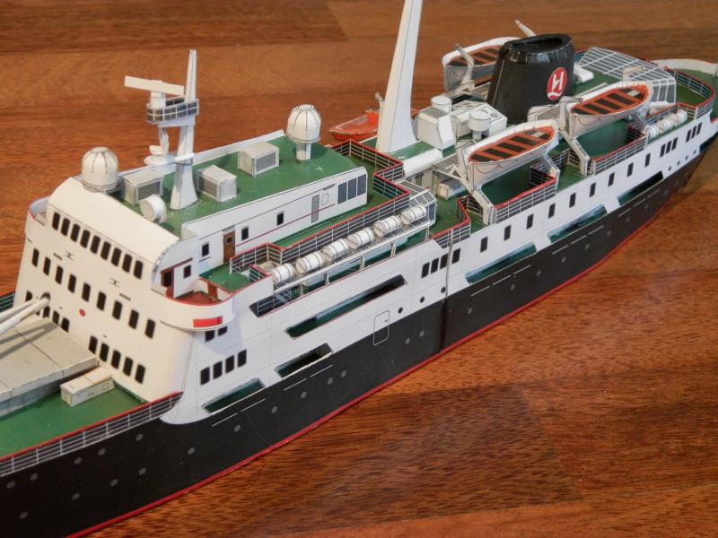 Bouwplaat ms Lofoten in de eindfase
