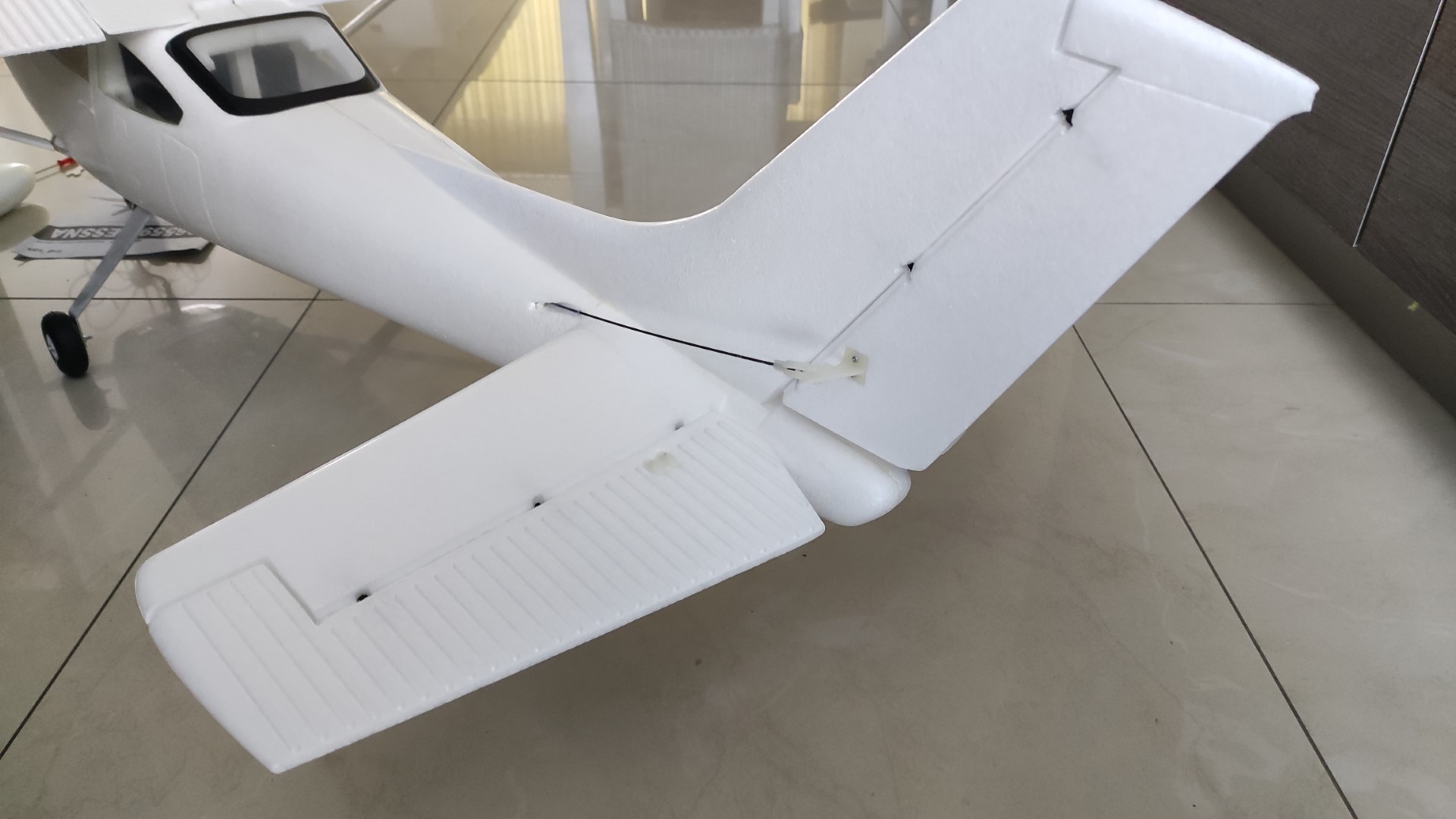 Cessna  (5) (Large)