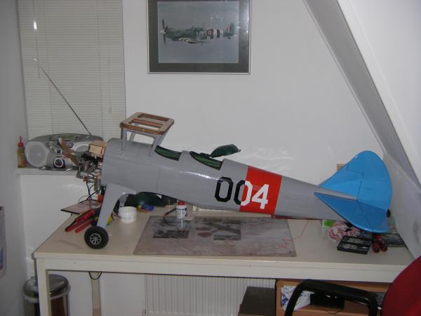 De ''004''