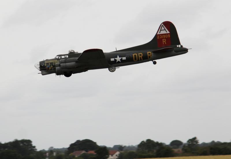Display B 17 at Tibenham 2011