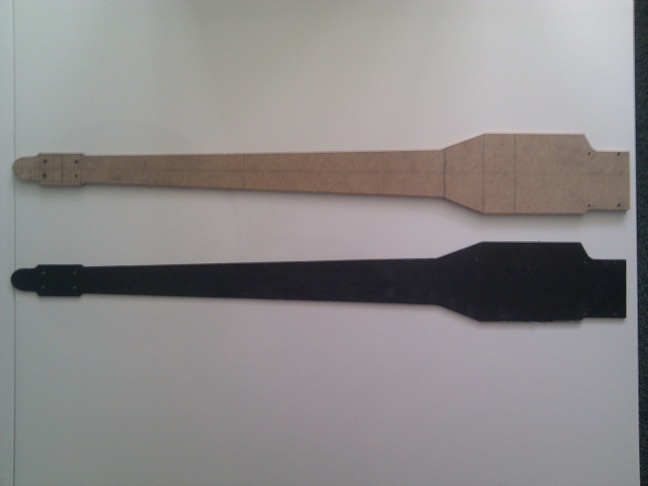 Dragster chassis, MDF mal met Carbon chassis