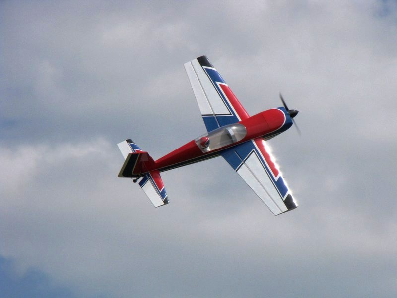 EF Extra 300