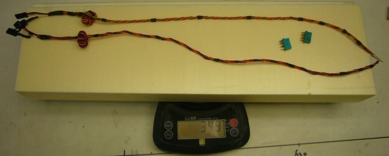 finish 03 wing servo cables
