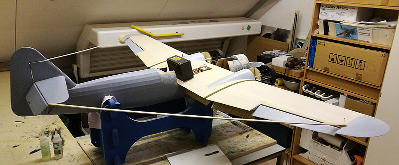 Fokker T8W - 212