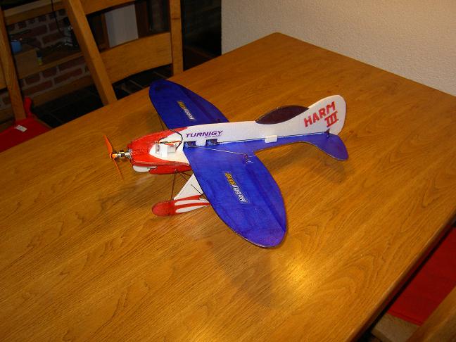 GeeBee - 3