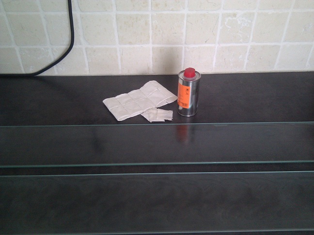 Glasplaten 3x in de was gezet.