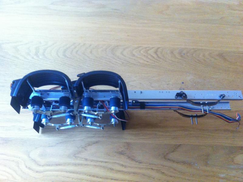 Het Scania chassis gestript2